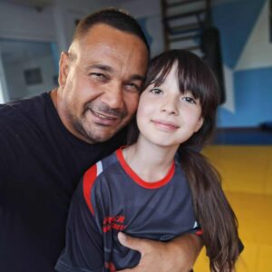 118a7b83-1c2b-4e71-9f73-00fdce0fc60e-300x300 Club Sportiv Rizea Wushu - Campioni și Galerie foto