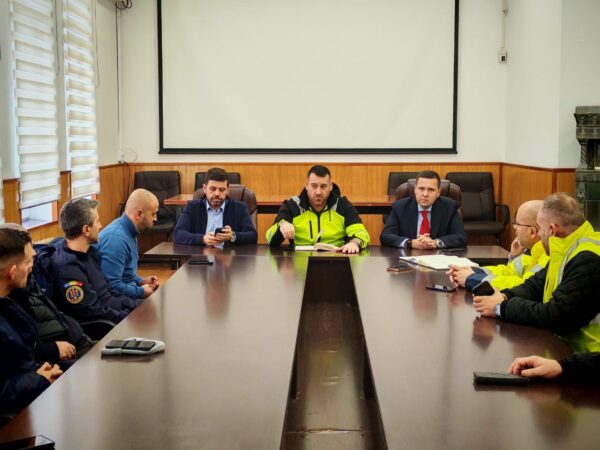 apa-moreni-600x450 Municipiul Moreni si alte localități din Prahova au rămas fără apă potabilă. Ministerul Mediului știe problema dar nu ia nicio măsură