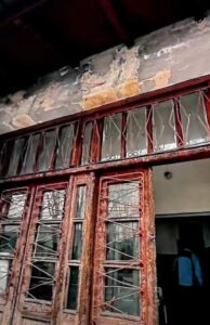 39cbd802-5da4-4c6f-9237-4a7da48e314c-194x300 Investiție europeană pentru refacerea unei clădiri educaționale abandonate din Târgoviște