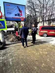 f5004cfb-d3fd-4824-9ce6-a14ad4bd3343-225x300 Sistem de semaforizare modernizat la Târgoviște printr-o investiție de peste 20 de milioane de lei